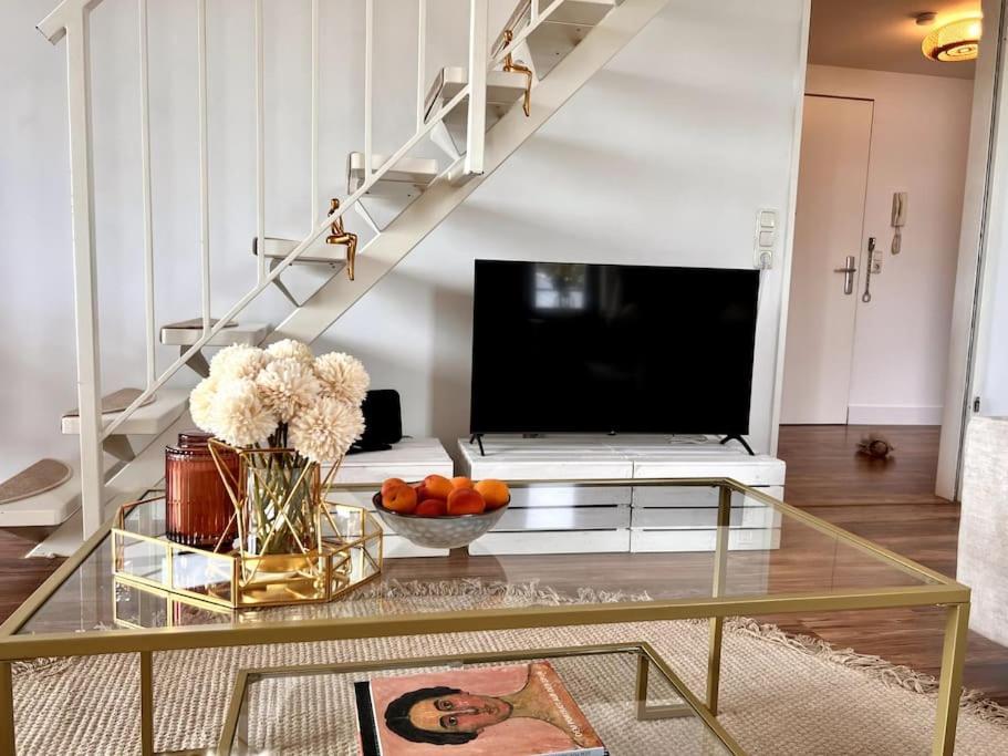 Bali Home Stylische Wohnung Mit Terrasse Schönefeld Extérieur photo