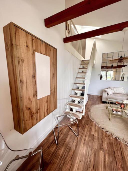 Bali Home Stylische Wohnung Mit Terrasse Schönefeld Extérieur photo