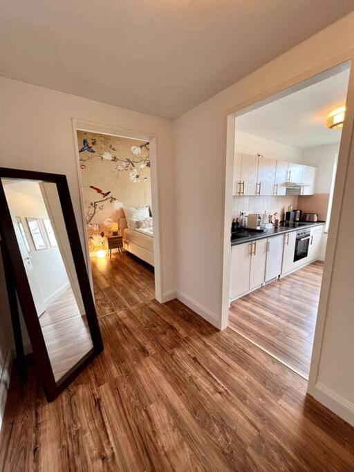 Bali Home Stylische Wohnung Mit Terrasse Schönefeld Extérieur photo